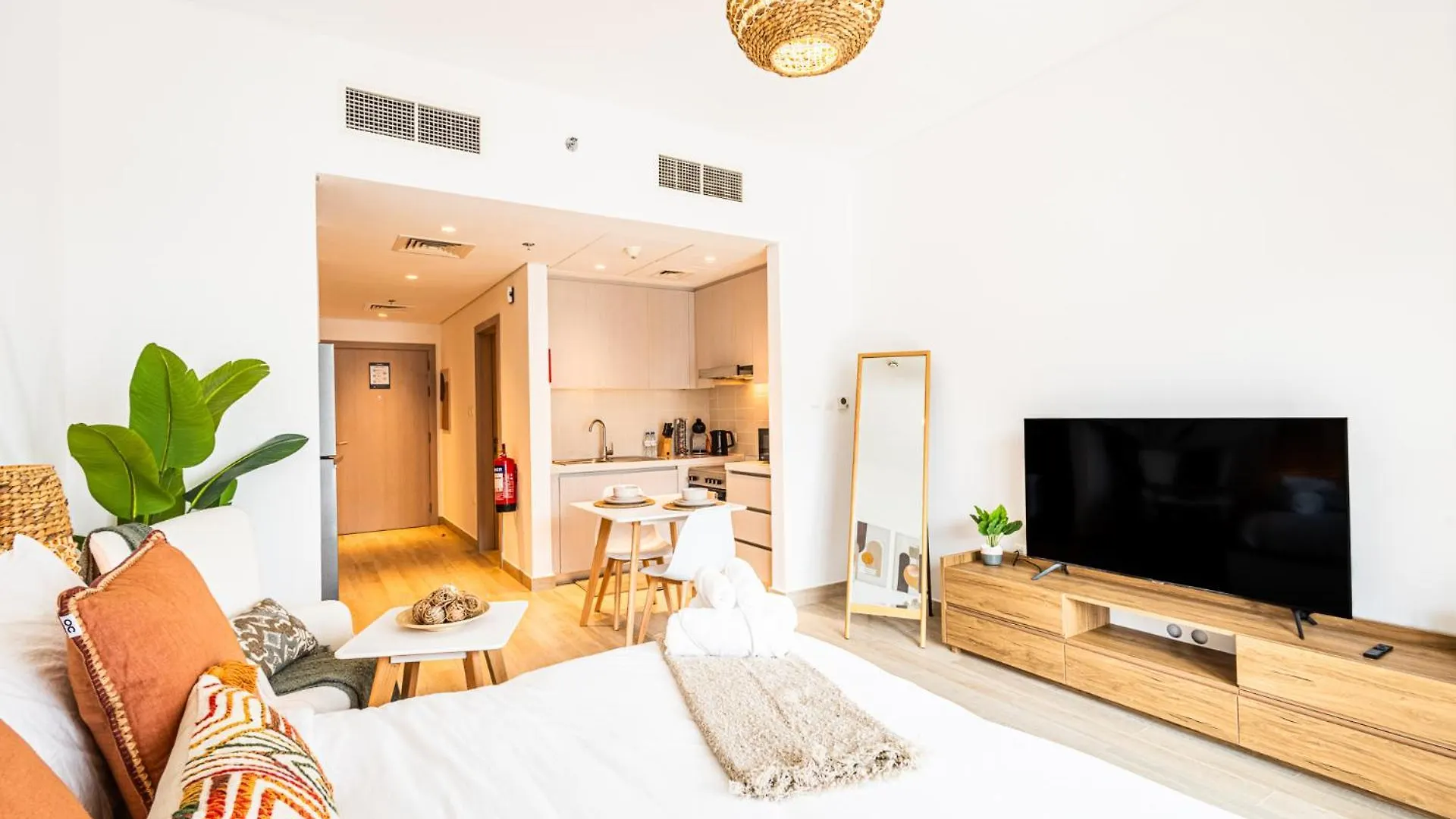 Apartamento Voyage Waters Edge Studio With Canal Views Abu Dhabi